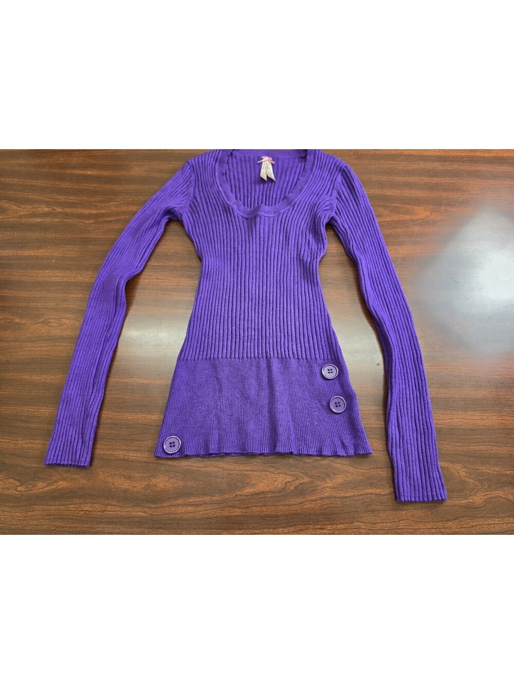 Derek Heart Purple Ribbed Sweater Top Medium Long Sleeve Button Accent Indie Y2K